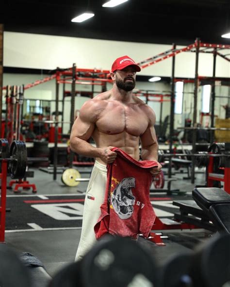 The Phenomenal Fitness Journey of Bradley Martyn: From。